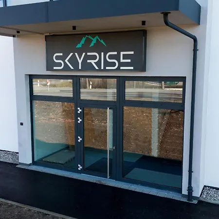 Modernes Skyroom 6 Aparthotel *